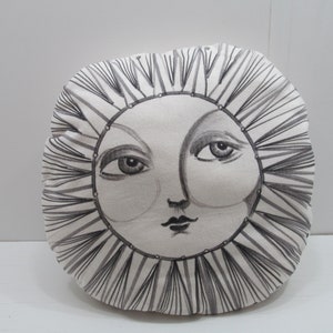 Vintage 1960&#39;s Face Pillow, So Cool!