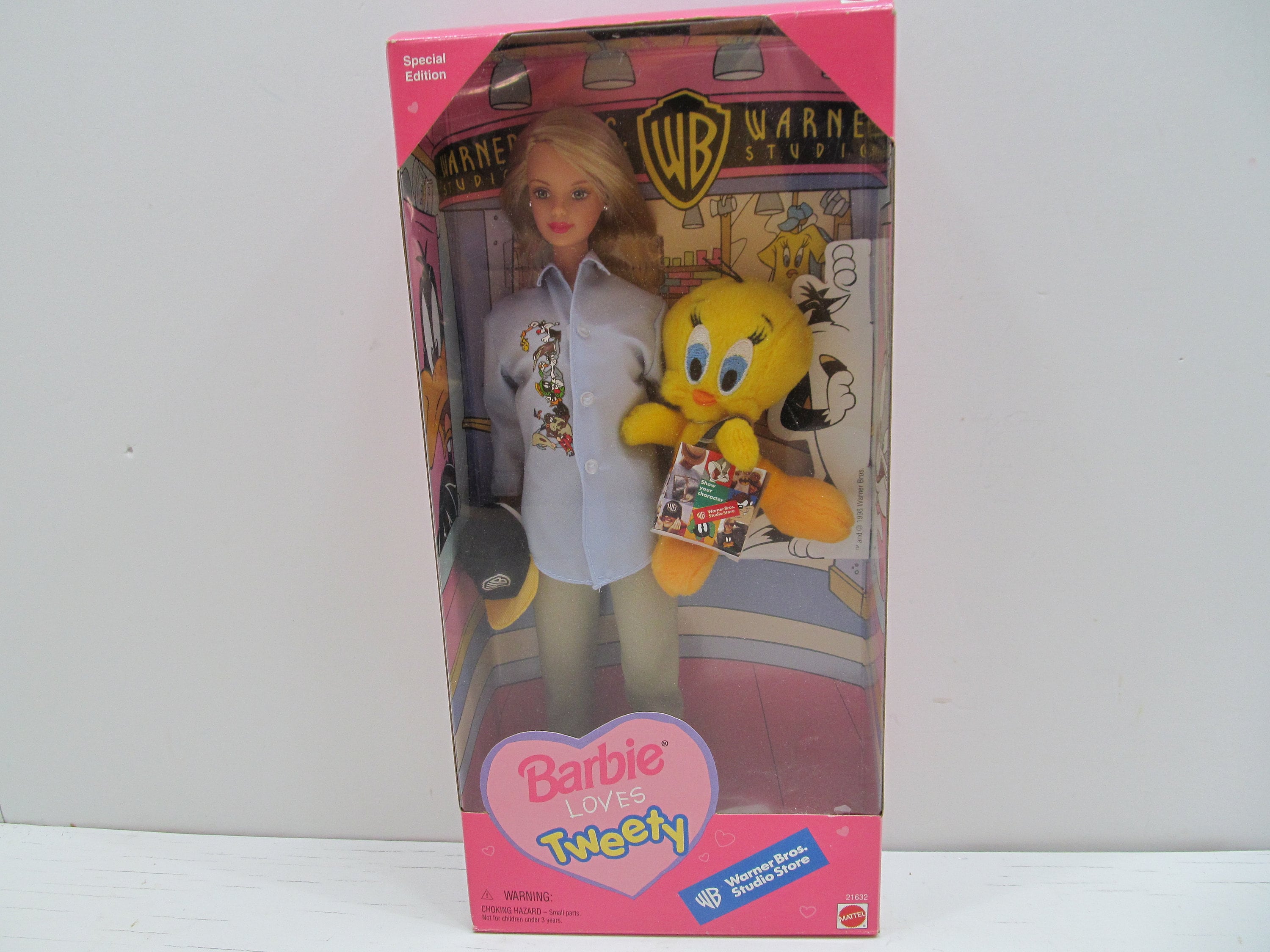 Barbie loves tweety hotsell