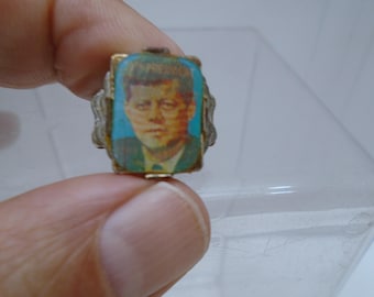 President JFK Flicker Ring, 1960's