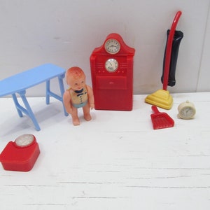 Renwal Doll House Furniture Lot, 1940&#39;s