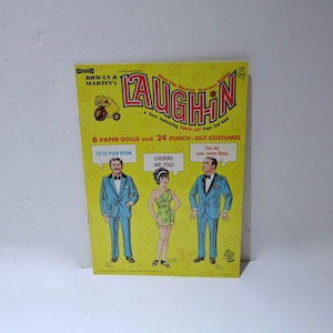 Vintage Un-cut Rowan& Martin&#39;s Laugh-In Paper Dolls, Saafield, 1969