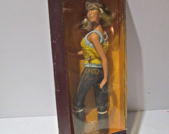 NRFB Jordache Fashion Doll, Mego, 1981