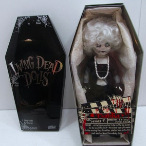 MIB Series 5, Dahlia, Living Dead Doll