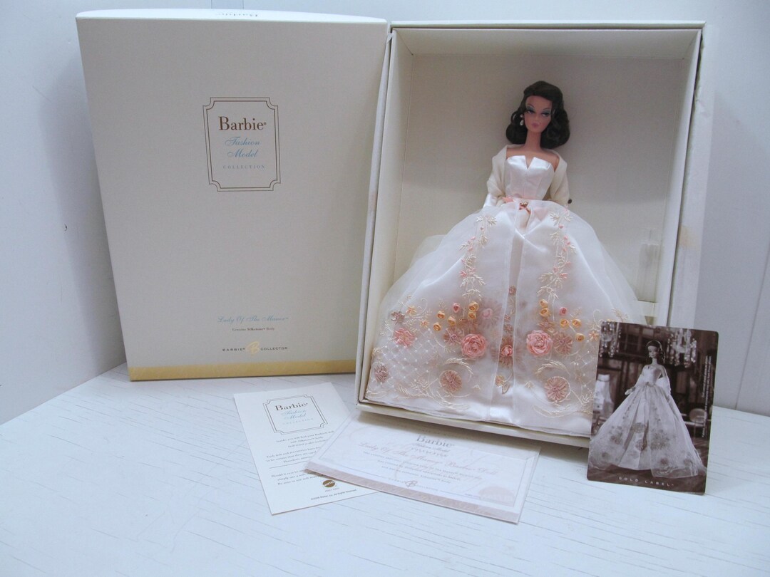 Barbie Silkstone Lady Of The Manor 2011 - Mattel Gold Label - NRFB Collector