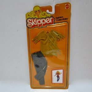Vintage Mattel NRFC Skipper Fashion Collectibles Outfit, 1981