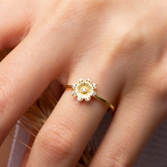 Natural Diamond Sunflower Engagement Ring 14K Solid Gold Sunflower