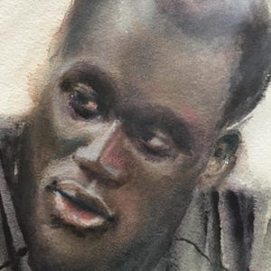 Puede incluir: Retrato en acuarela de una persona de piel oscura, representado en tonos marrones, grises y rosas. Los ojos del sujeto están cerrados y la boca ligeramente abierta. La obra de arte tiene una cualidad suave y expresiva.