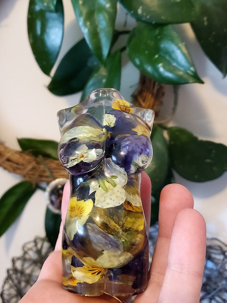 Goddess Statue Pregnancy Gift Pregnant Resin Pansy Resin Etsy Canada