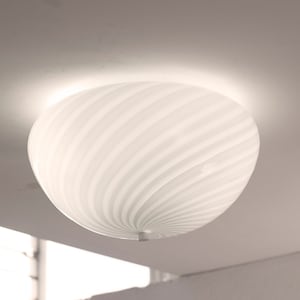 Murano glass ceiling lamp with tone on tone spiral filigree diameter 35 cm crystal made in Italy, 1980s vintage lamp