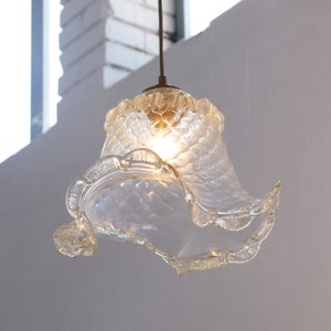 Handmade Murano glass pendants, decorated crystal color and gold details, chandelier design Made in Italy