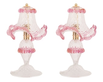 Juego de 2 lámparas de mesa de cristal de Murano transparente con decoraciones artísticas en pan rosa y oro, hechas a mano Made in Italy
