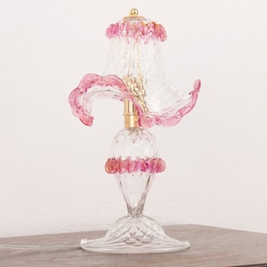 Clear Murano glass table lamp with artistic pink and gold leaf decoration, handmade Made in Italy