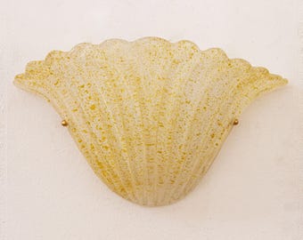 Murano Glas Wandleuchte Muschelförmig - Weiße Seide Farbe mit Goldenen Details