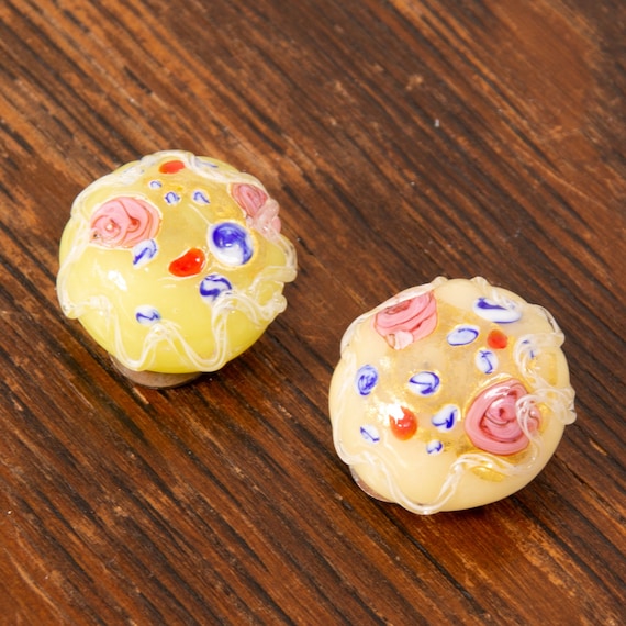 Vintage multicolor clip earrings with half flower… - image 1