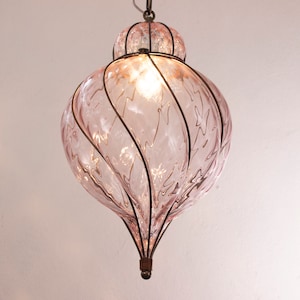 Venezianische Laternenlampe aus Muranoglas in der Farbe Lavendel / Amethyst, Made in Italy Kronleuchter im Vintage-Stil