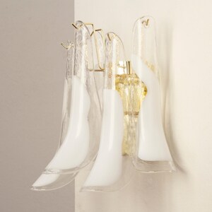 Murano Glass Sconce - Five Clear and White Petali Mid-Century Italian wall light image 9