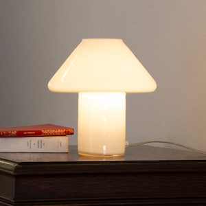 Vintage blown white Murano glass mushroom design table lamp, Made in Italy, height 25 cm