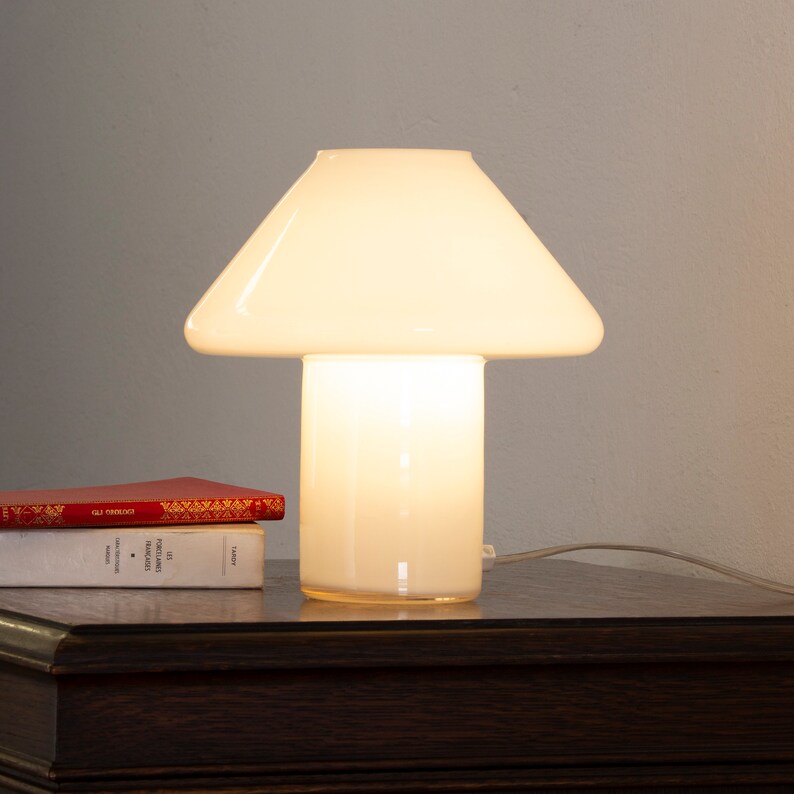 Vintage blown white Murano glass mushroom design table lamp, Made in Italy, height 25 cm