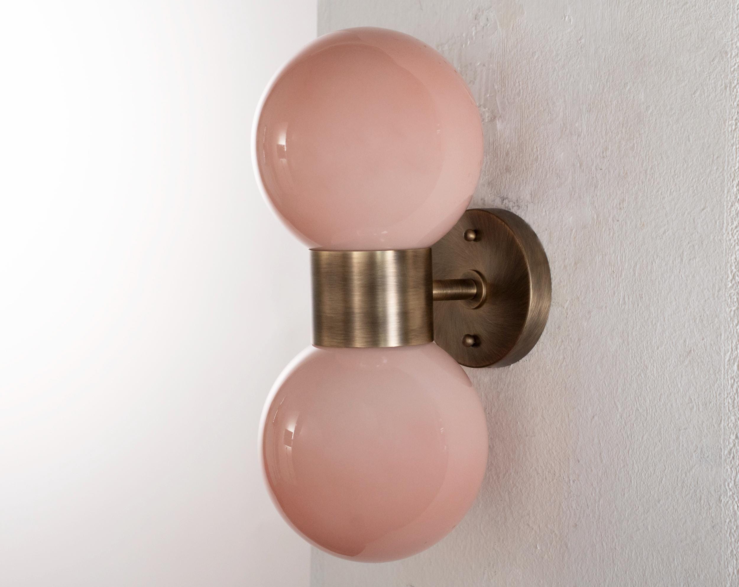 Applique da interno in ottone anticato con paralume in vetro verde bagno ingress