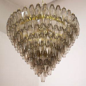Large suspension chandelier Made in Italy polyhedrons color smoky in Murano glass, Venini vintage style lighting