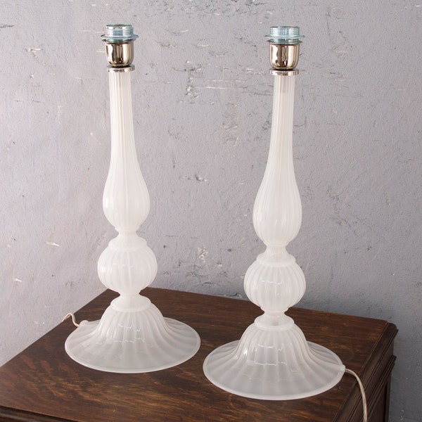 Ensemble de 2 lampes de table en soie blanche en verre soufflé de Murano, éclairage design fait à la main en Italie