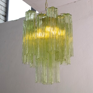 Suspension lamp Made in Italy Tronchi in green Murano glass of vintage design, ceiling chandelier 36 cm diameter