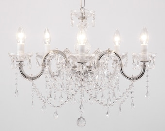 Elegant handcrafted Maria Teresa Chandelier with pendant and chains of octagons in glass and plastic, Made in Italy Venetian for events