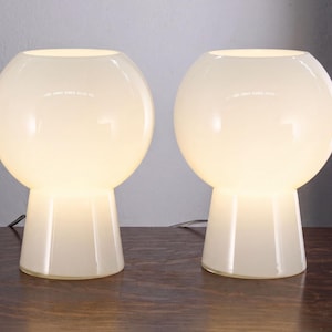 Mushroom Table Lamps: Handblown Murano Glass Pair (White, 25cm)