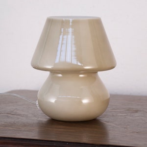 Italian Puffed Mushroom small Lamp, table lamp ivory color h 18cm, Murano glass vintage Made in Italy