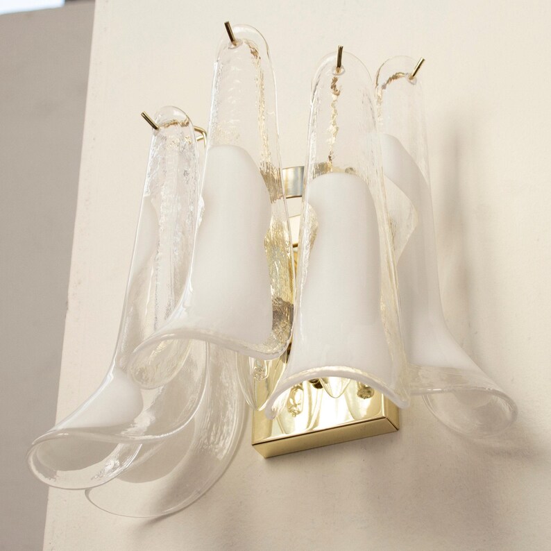Murano Glass Sconce - Five Clear and White Petali Mid-Century Italian wall light image 11
