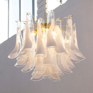 Large pendant lamps Petali Ø57 cm Made in Italy Murano glass, vintage style chandelier lighting