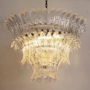 Palmette chandelier with handmade leaves in Murano glass, diameter 90cm, suspension light Made in Italy