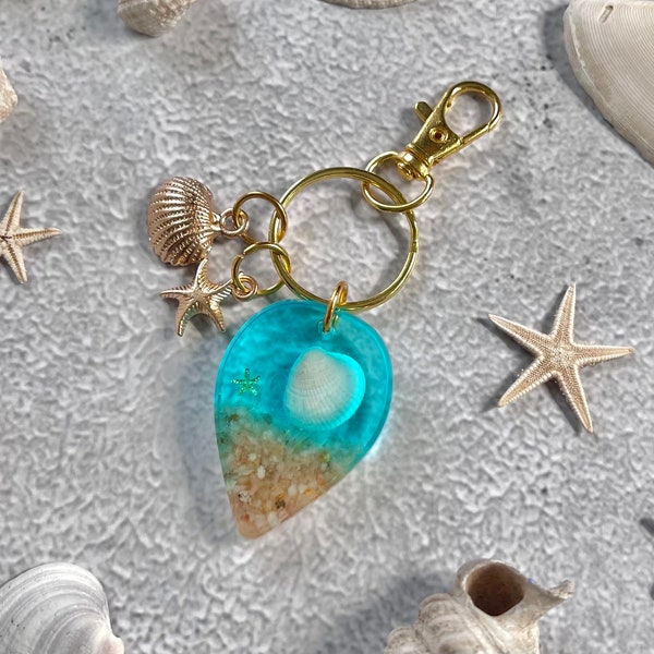 Beach Resin Keychain, Starfish Coral Florida Souvenir, Gold Aqua Ocean themed gift, Coastal Birthday, Sea life, key holder for backpack