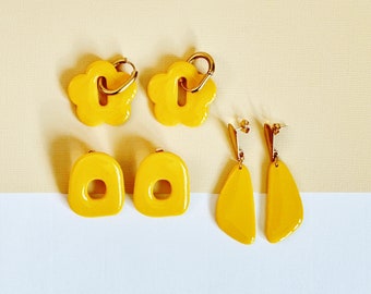 Collection "Alicia", Boucles d’oreilles en argile polymère, jaune, doré