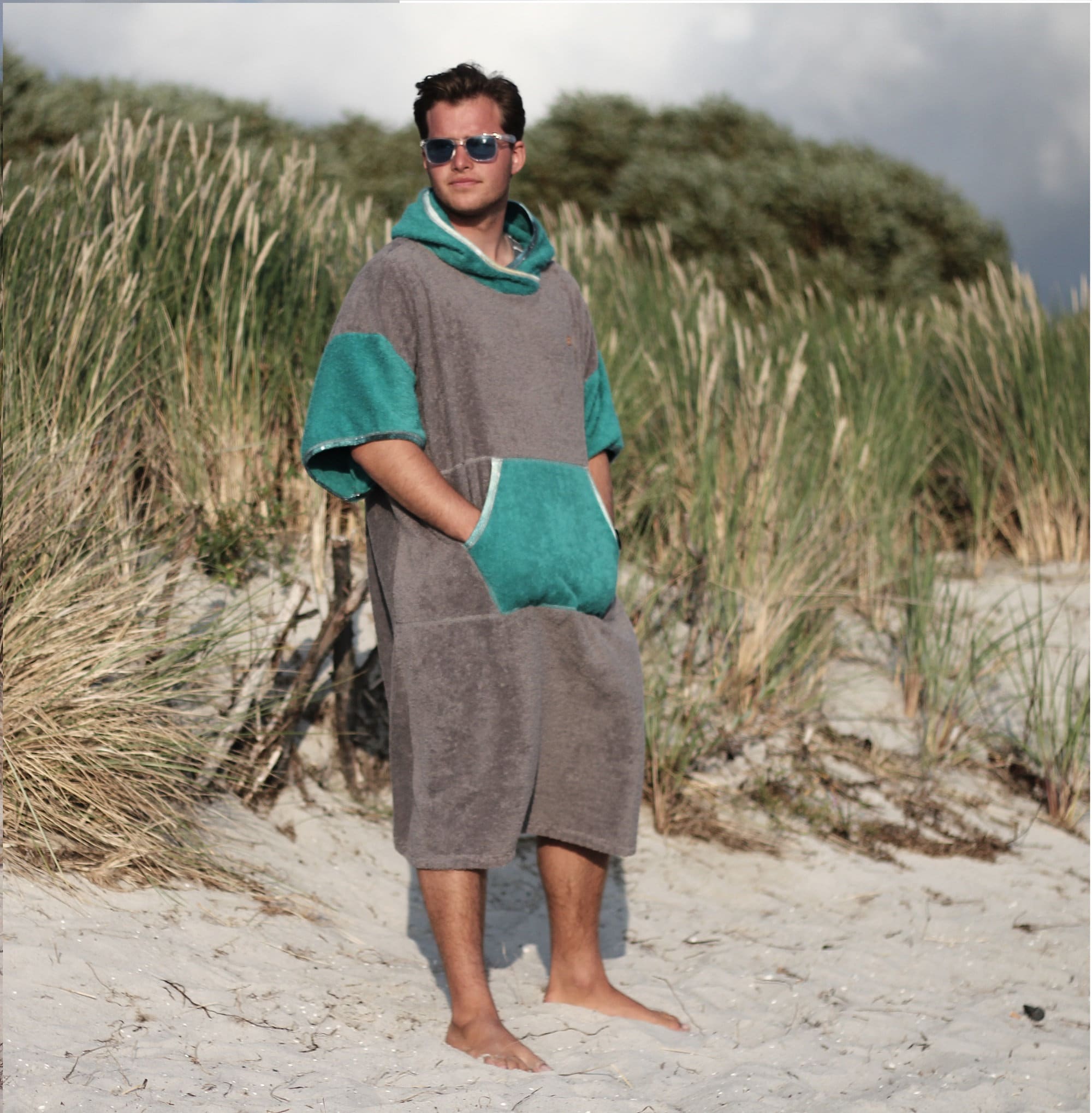 Poncho à Langer à Capuche Enfant Circle One – Neuf Avec étiquettes