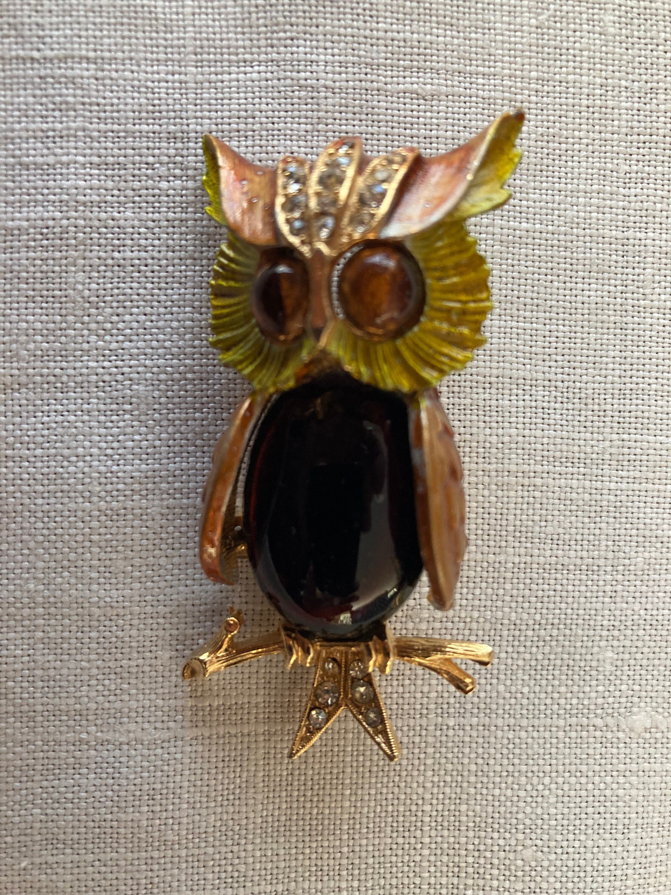 Vintage ART Multi-Colored Metal Tone, Rhinestone Owl with Jelly Belly.