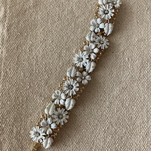 Vintage Trifari Floral Bracelet: Gold Tone, White Enamel, Rhinestones
