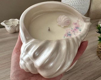 Seashell candle | Scented candle | Beach house decor | Coastal vibes | Housewarming gift | Beach Lover&#39;s gift | Bathroom decor | Ocean