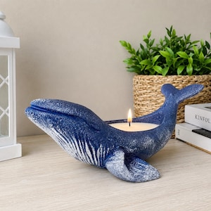 Whale Candle, Coastal Decor, Ocean Lover Gift, Nautical Home Accent, Beach House Decoration, Handmade Soy Wax Candle