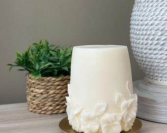 Flower Pillar candle | Floral vase Candle | Sculptural Candle | Home Decor | Housewarming gift | Wedding decor candle | Romantic gift idea