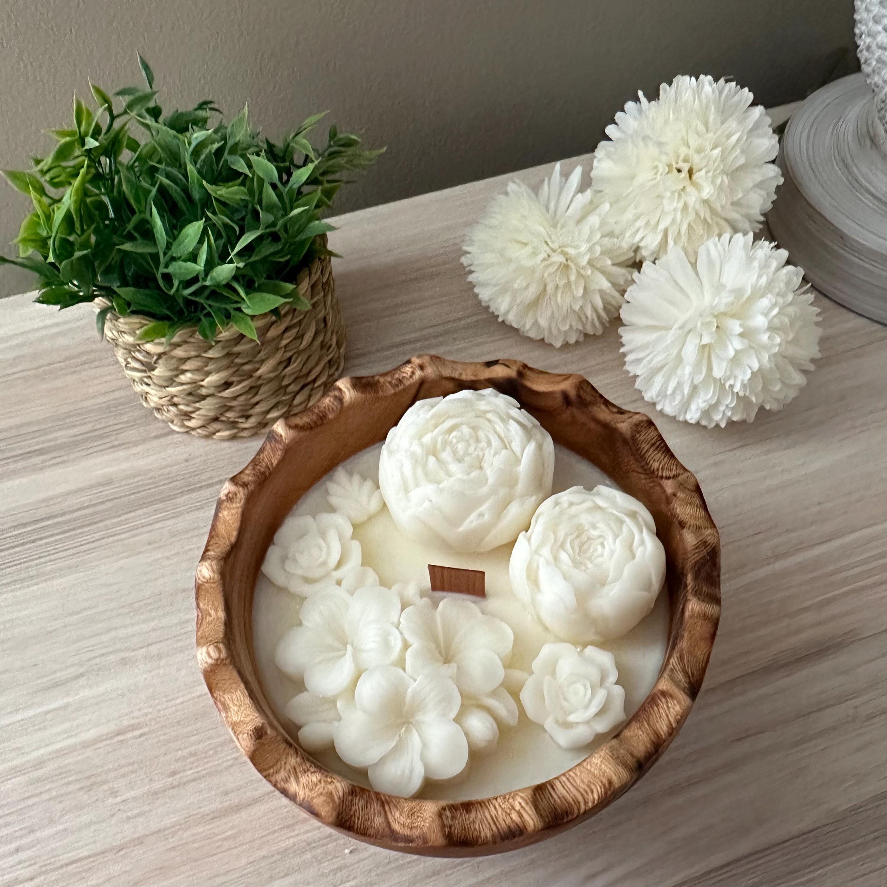 Wooden bowl candle| Flower Candle | Mother's Day gift | Anniversary gift | Home Decor | Birthday Gift | Gift for her | Housewarming gift
