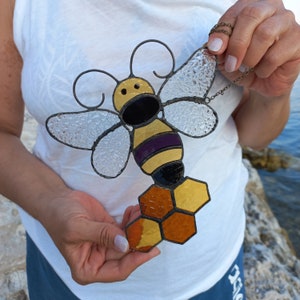 Stained glass beehive suncatcher, Honeycomb bee window hanging, Gift for bee lovers, Gift for beekeepers