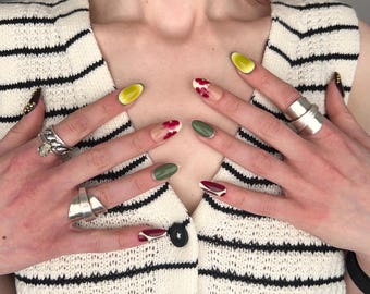 Uñas postizas reutilizables hechas a mano, uñas postizas otoñales, uñas de carey, uñas de gel con flores florecientes.
