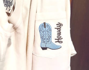 Embroidered Comfort Colors Western Boot Howdy Pocket Tee Tshirt: Unisex sizes S-3XL