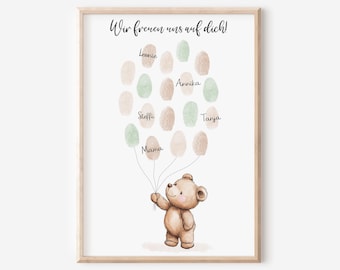 May include: A brown teddy bear holding a bunch of balloons with fingerprints on them. The balloons are green, brown, and beige. The text "Wir freuen uns auf dich!" is at the top of the image. The names "Leonie", "Annika", "Steffi", "Tanja", and "Mama" are written on the balloons.
