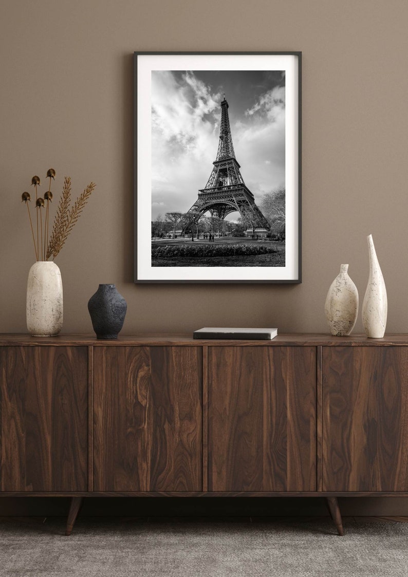 Eiffel Tower. PARIS. Black and white travel photography. Printable wall art, instant digital download. zdjęcie 7