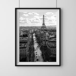 Eiffeltoren vanaf Arc de Triomphe. PARIJS reisfotografie. Zwart-wit afdrukbare muurkunst, instant digitale download.