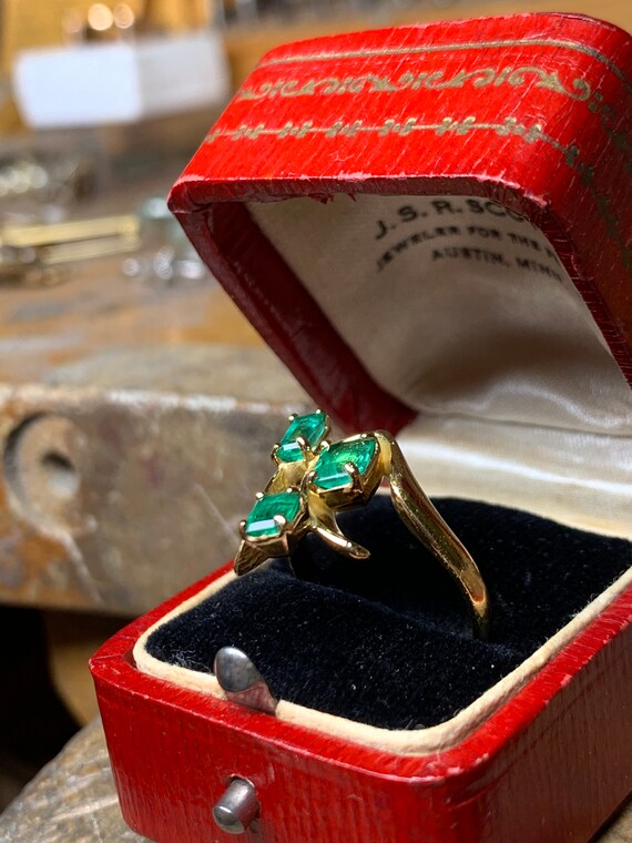 3 Stone Emerald Ring - image 4