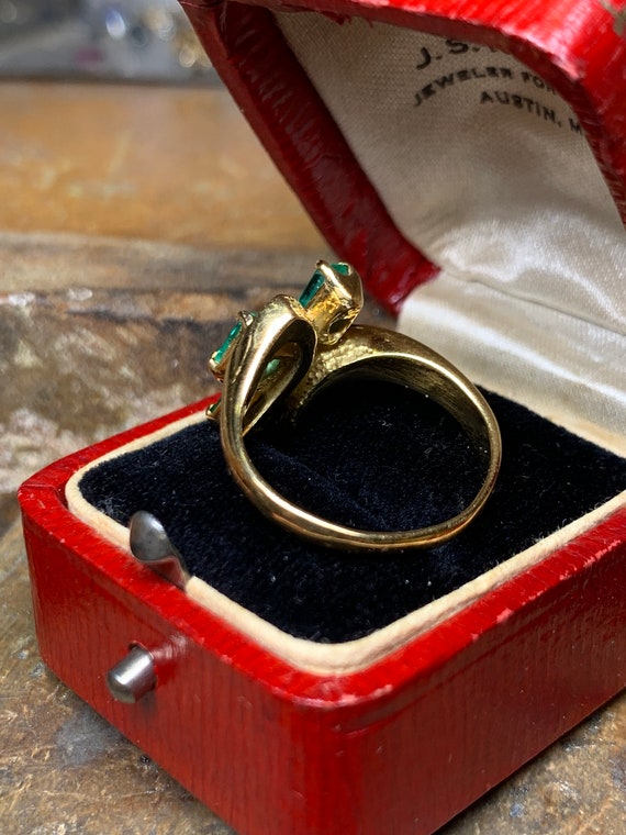 3 Stone Emerald Ring - image 5