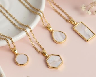 Dainty Mother of Pearl Necklace, Minimal MOP Pendant, Shell Charm Jewelry, Geometric Layering Gift-for-Her